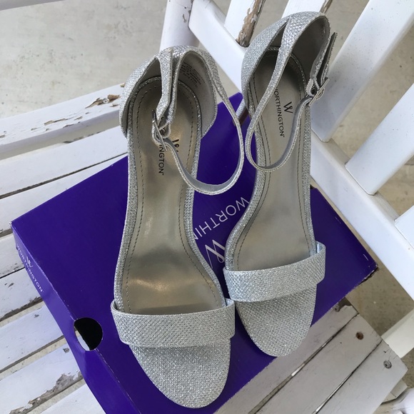 Heels - Picture 3 of 6